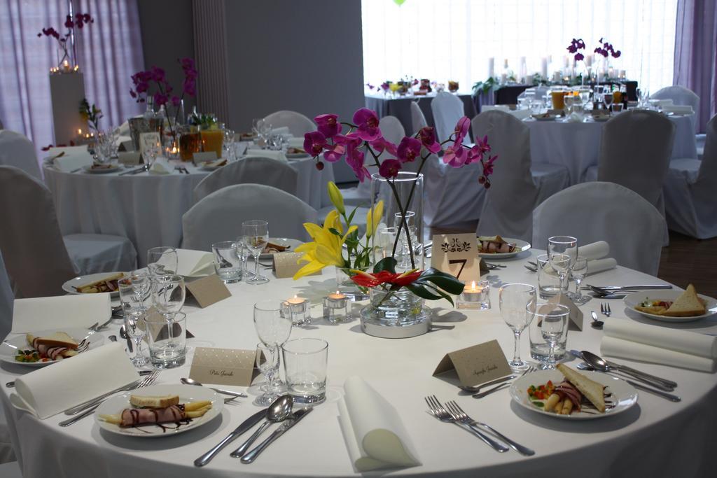Hotel Aspel Krakow Bagian luar foto