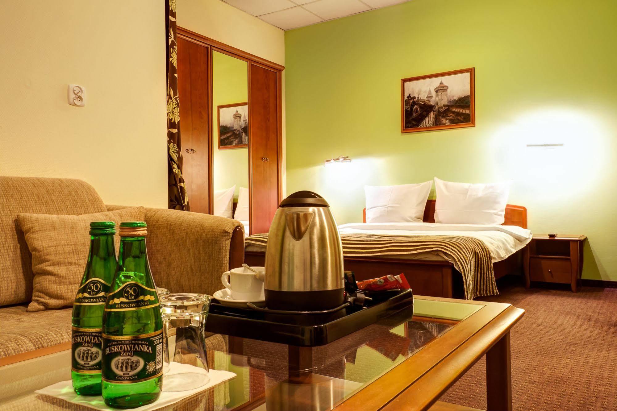 Hotel Aspel Krakow Bagian luar foto