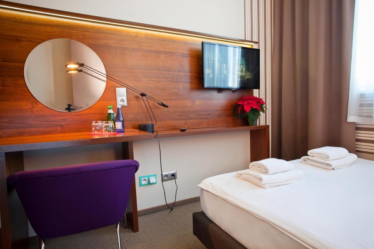 Hotel Aspel Krakow Bagian luar foto