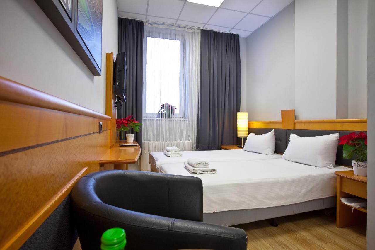 Hotel Aspel Krakow Bagian luar foto