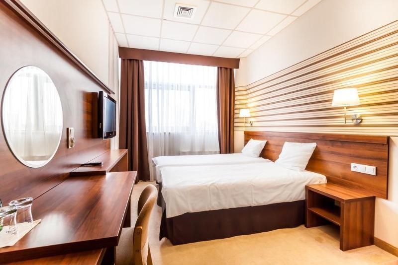 Hotel Aspel Krakow Bagian luar foto